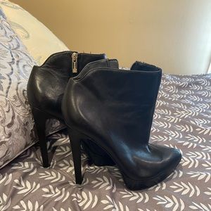 Jessica Simpson black leather booties